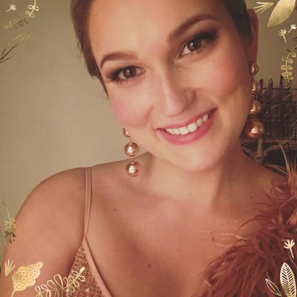 Meet your Posher, Lauren